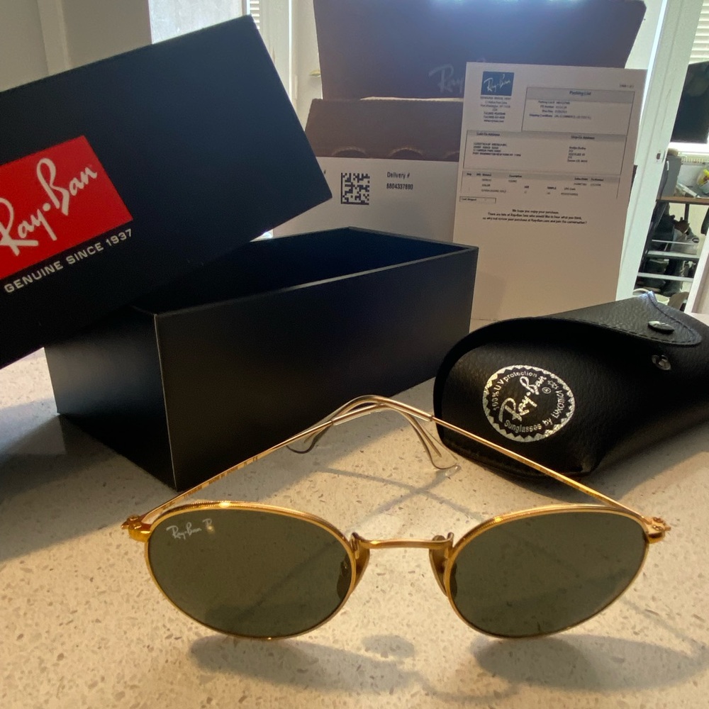 RAY BAN - ROUND TITANIUM POLARIZED SUNGLASSES